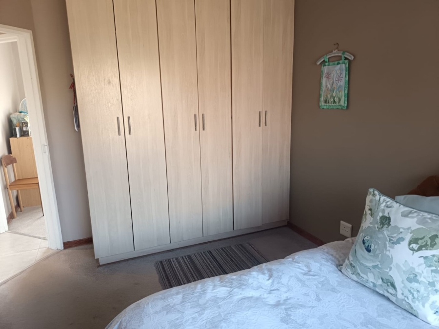 2 Bedroom Property for Sale in Minerva Gardens Northern Cape